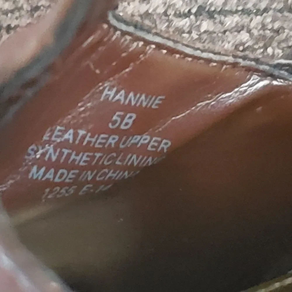 Lauren Ralph Lauren Hannie Wedge Pump Size 5B